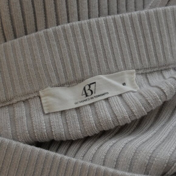 Shop 437 Ribbed Knit Grey Midi Skirt Sz S - Picture 4 of 7